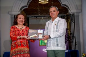 Lucina Jiménez López, Maestra  Universitaria Distinguida por la UdeC