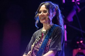 Éxito total concierto de Jesse & Joy en la Feria de Manzanillo