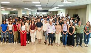 Rosi Bayardo respalda a juventudes y promueve el empoderamiento de las mujeres