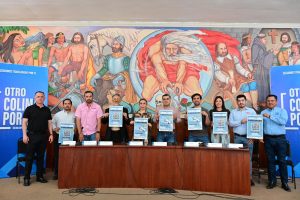 Riult Rivera cumple compromiso de campaña y lanza 100 becas en Inteligencia Artificial para estudiantes