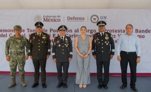 Indira Vizcaíno participó en toma de posesión del General Pérez Vara como nuevo coordinador de la GN en Colima